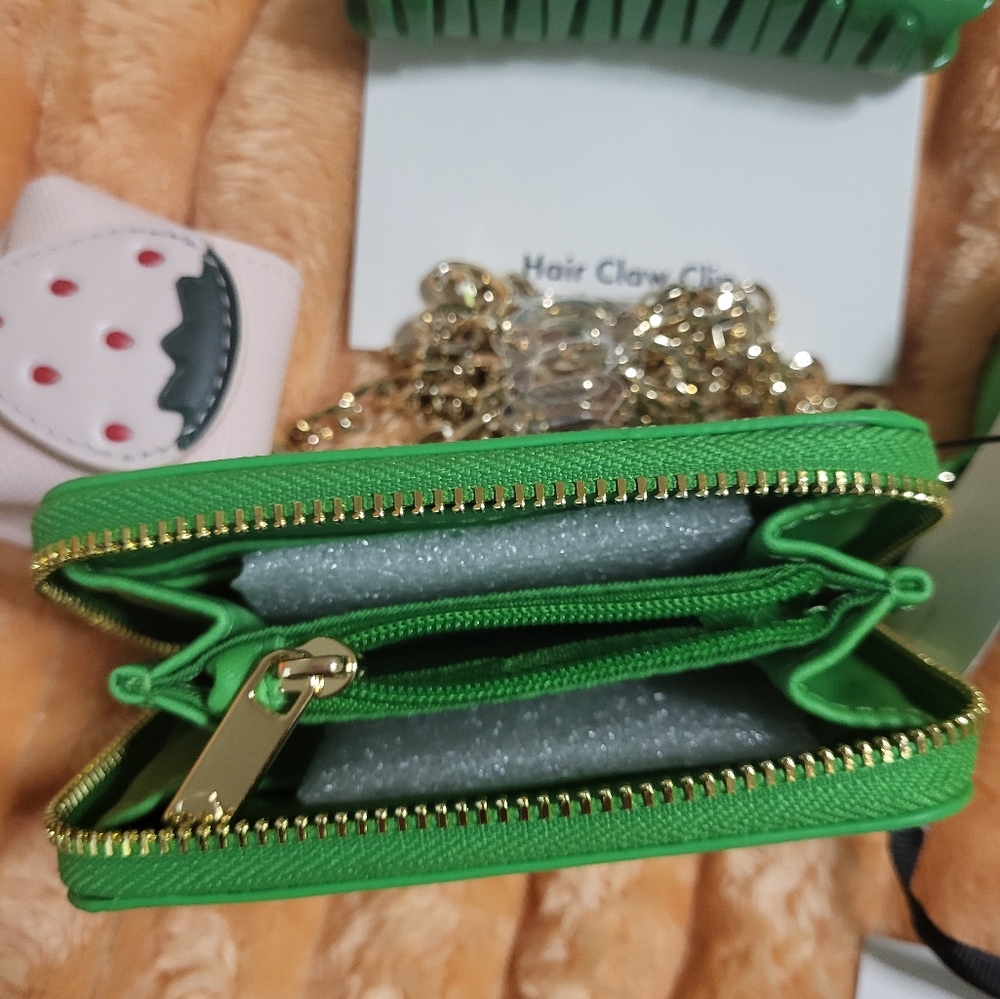 kate spade Green and White Striped Crossbody Wallet with Round Coin Pouch - Picture 4 of 4